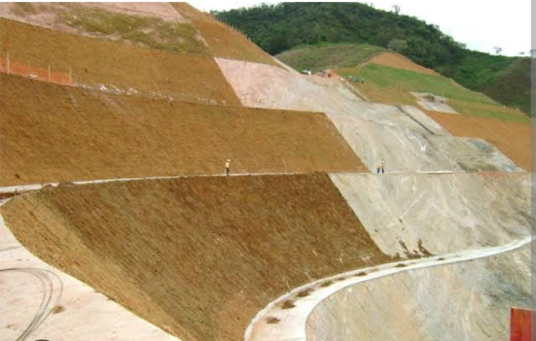 Serviço de Terraplanagem